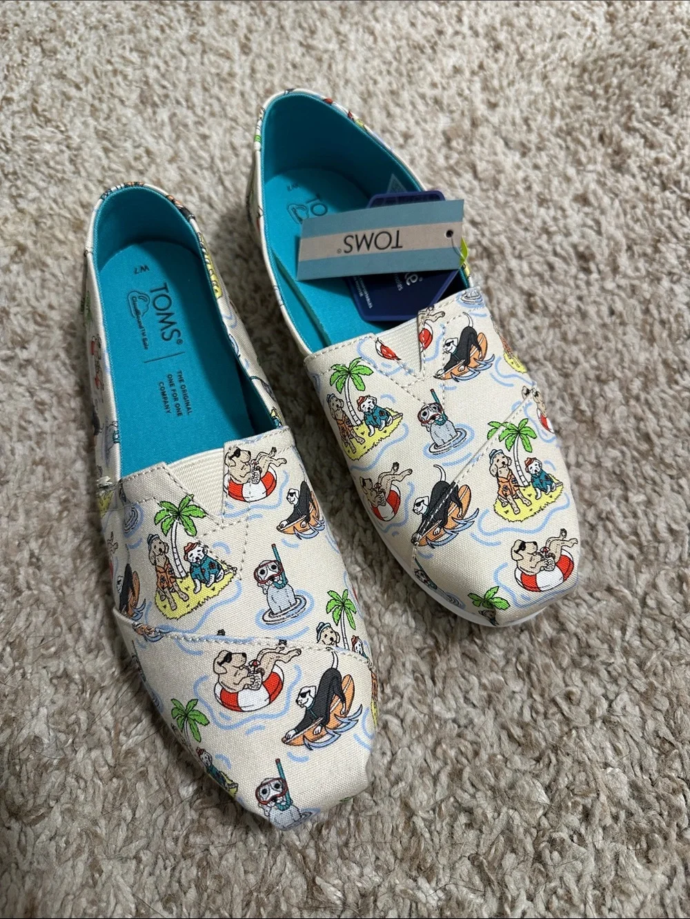 Toms Cream Espadrilles with Turquoise Lining and Beach Cartoon Print